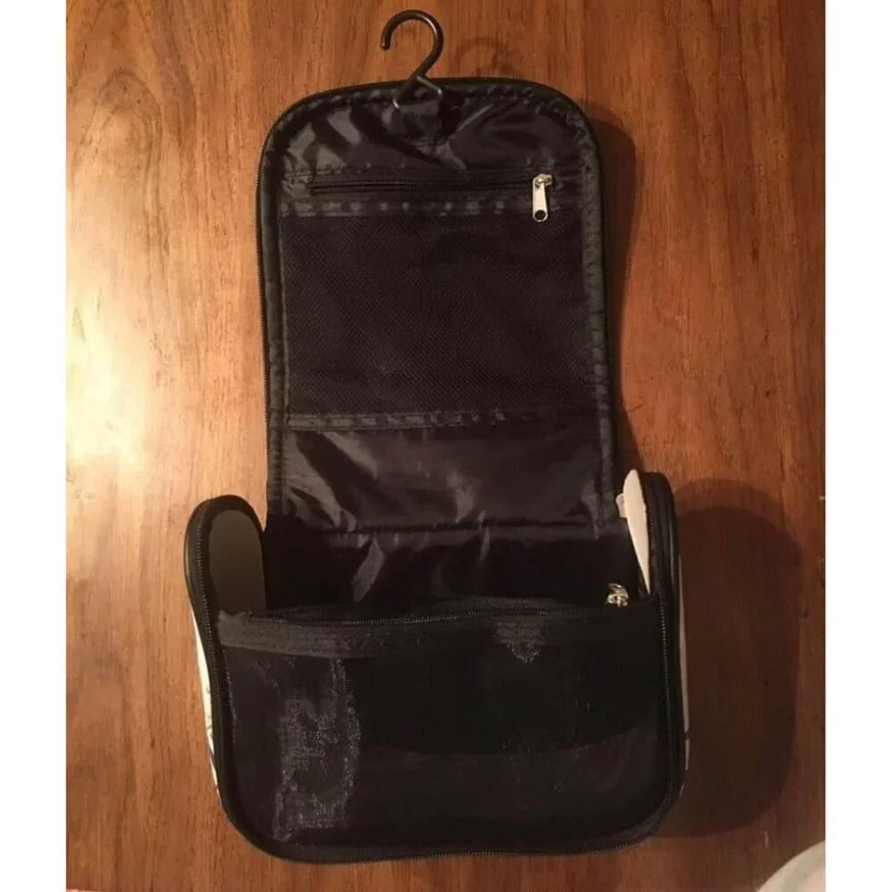 Tahari Toiletry Cosmetics Travel Bag